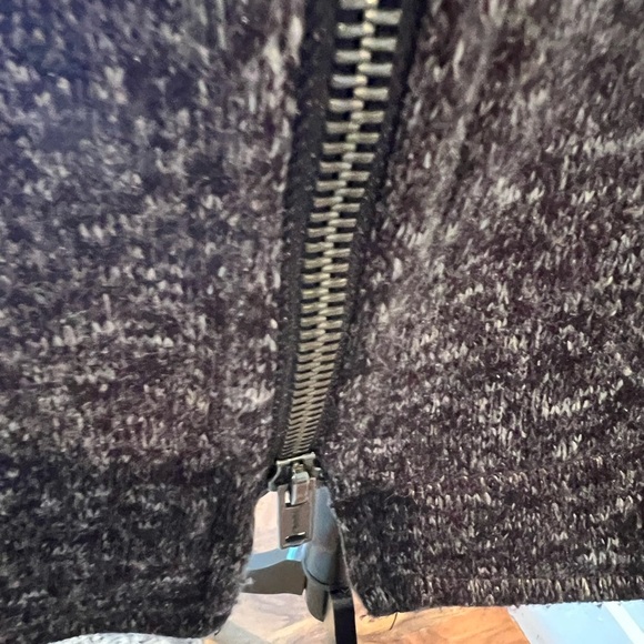 Banana Republic women’s heathered gray Zip-Up sweatshirt Jacket, size large, EUC - Picture 8 of 10